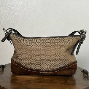 Coach F10945 Classic Adjustable Crossbody/Shoulder Bag